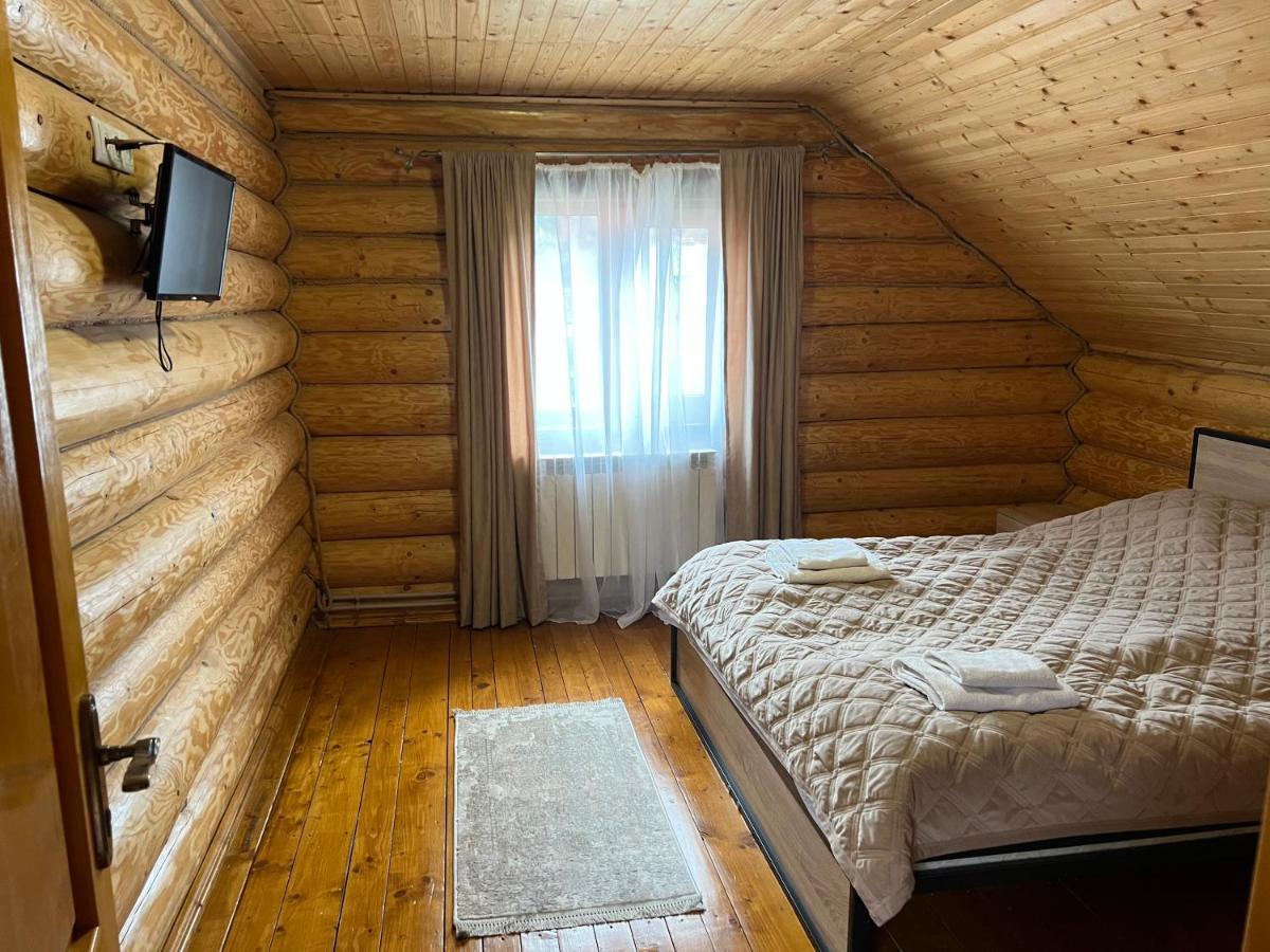 Smerekovyi Dvir Poljana Exteriér fotografie