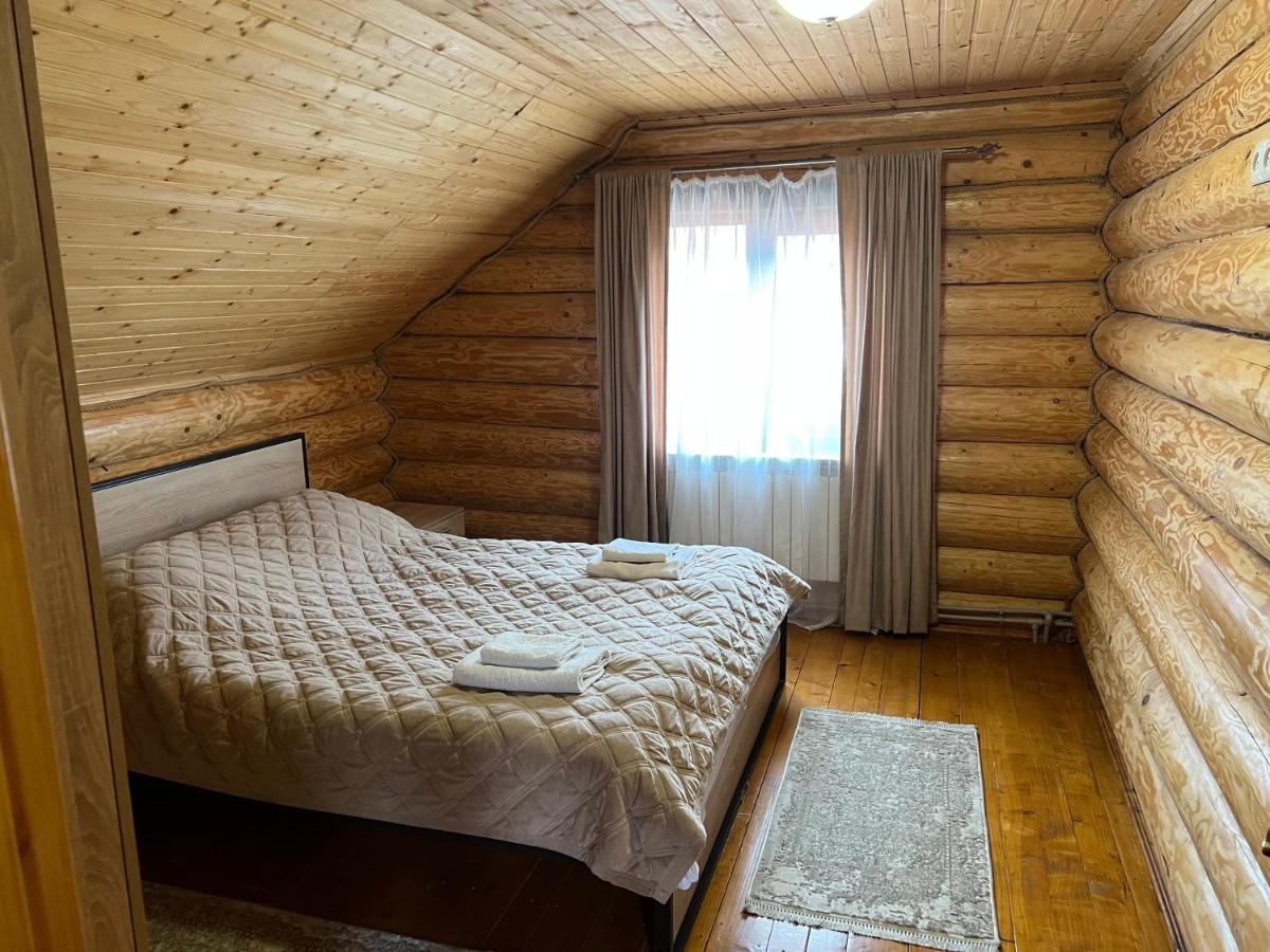 Smerekovyi Dvir Poljana Exteriér fotografie